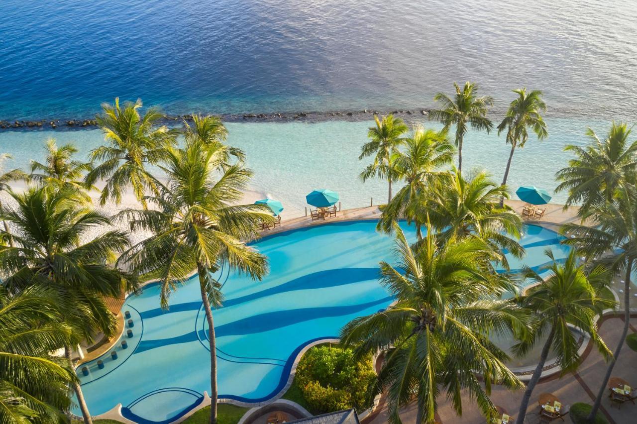 Royal Island Resort Maldives Dharavandhoo Exterior photo The pool at the Sheraton Maldives Resort & Spa
