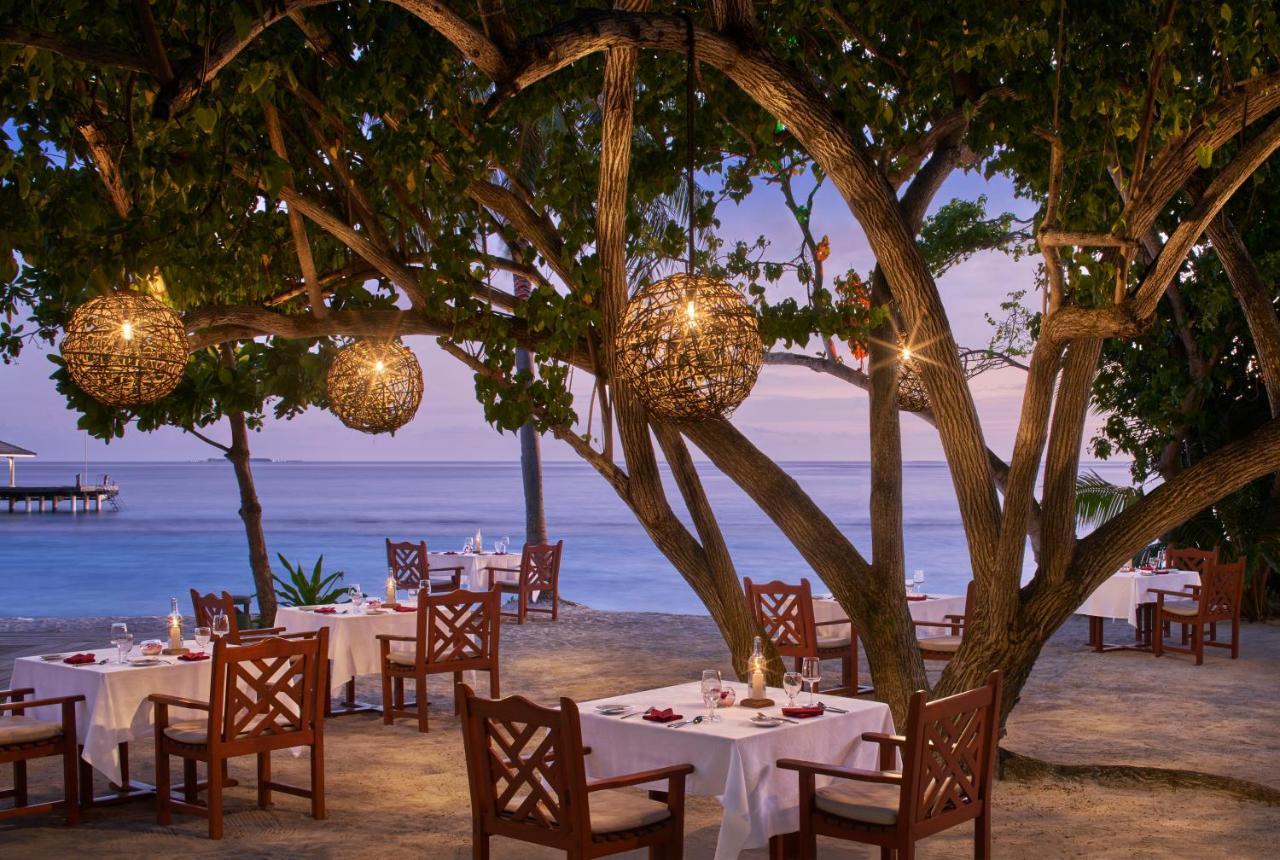 Royal Island Resort Maldives Dharavandhoo Exterior photo The Beach Club