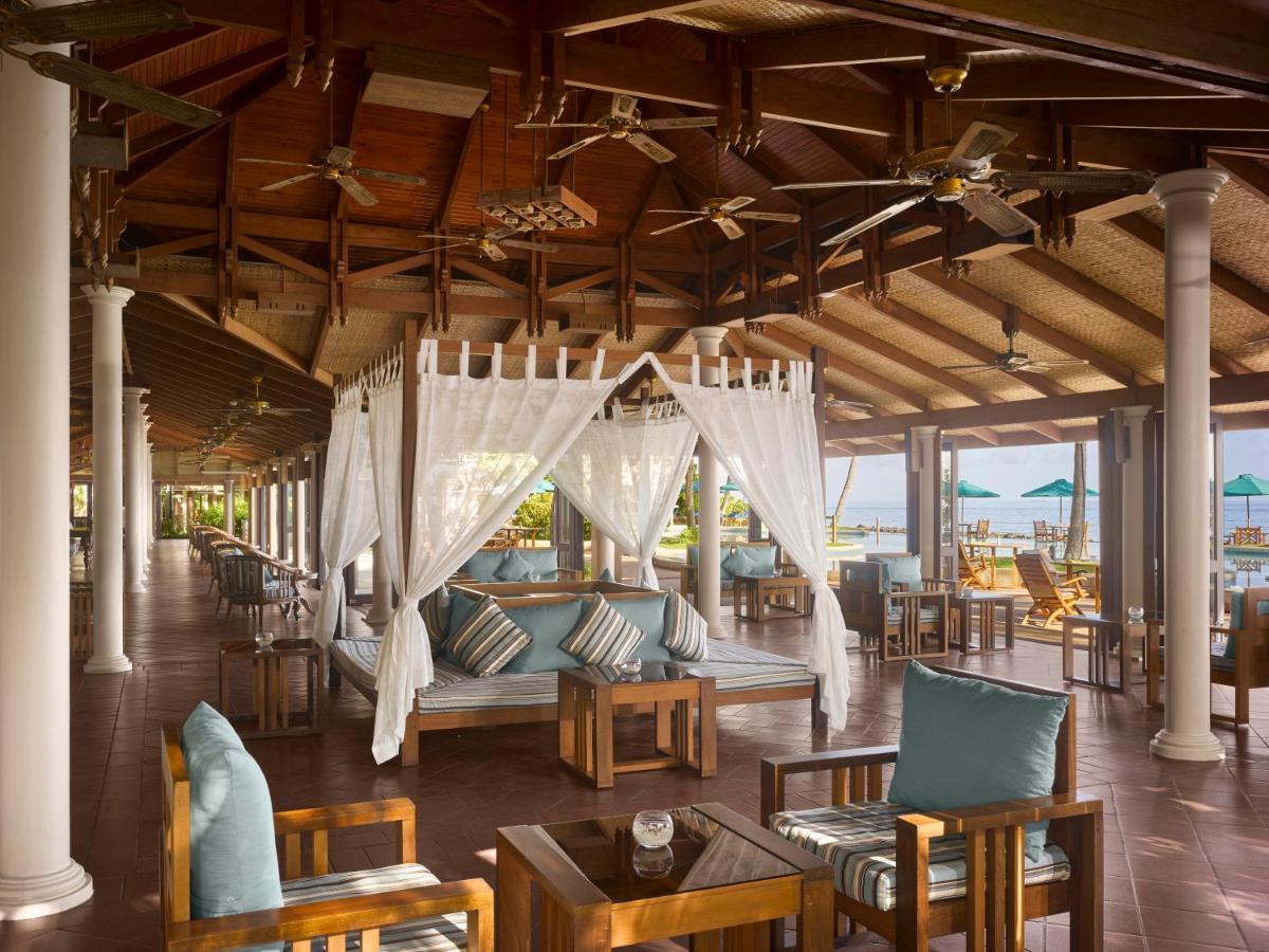 Royal Island Resort Maldives Dharavandhoo Exterior photo The interior of the resort