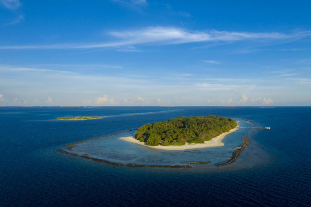 Royal Island Resort Maldives Dharavandhoo Exterior photo The Maldives is a tropical island country.