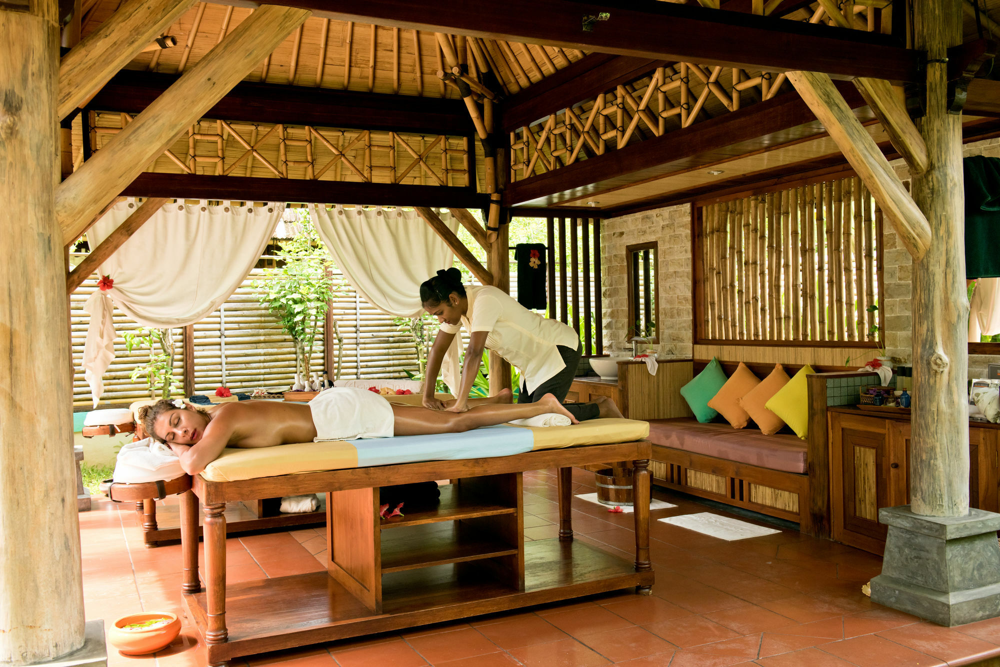 Royal Island Resort Maldives Dharavandhoo Exterior photo A spa in Bali, Indonesia
